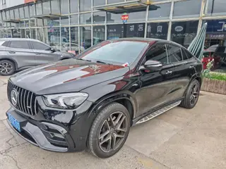 Mercedes-Benz GLE Coupe 2022 GLE 450 4MATIC Coupé SUV Estilo de moda exterior foto 1
