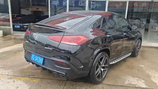 Mercedes-Benz GLE Coupe 2022 GLE 450 4MATIC Coupé SUV Estilo de moda interior foto 7