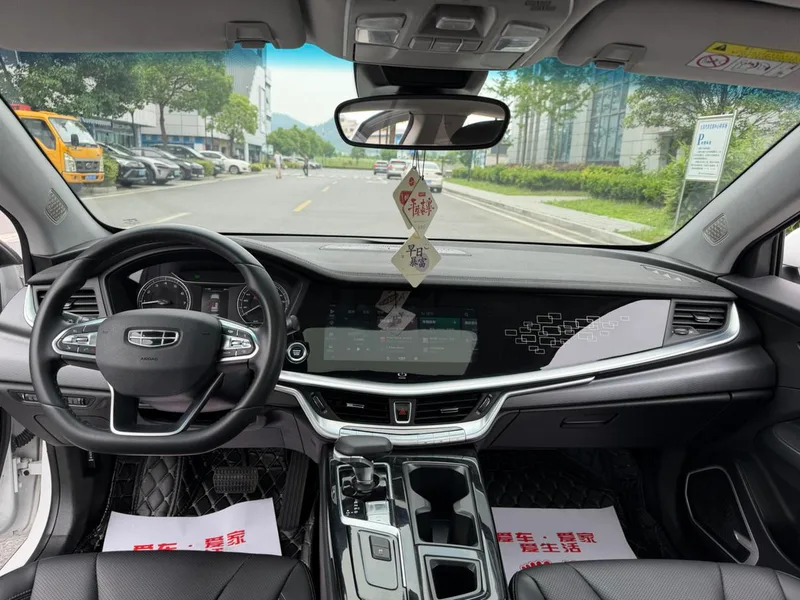 Geely Borui 2021 1.8T Versión piloto exterior foto 6 Geely Borui 2021 1.8T Versión piloto exterior foto 6