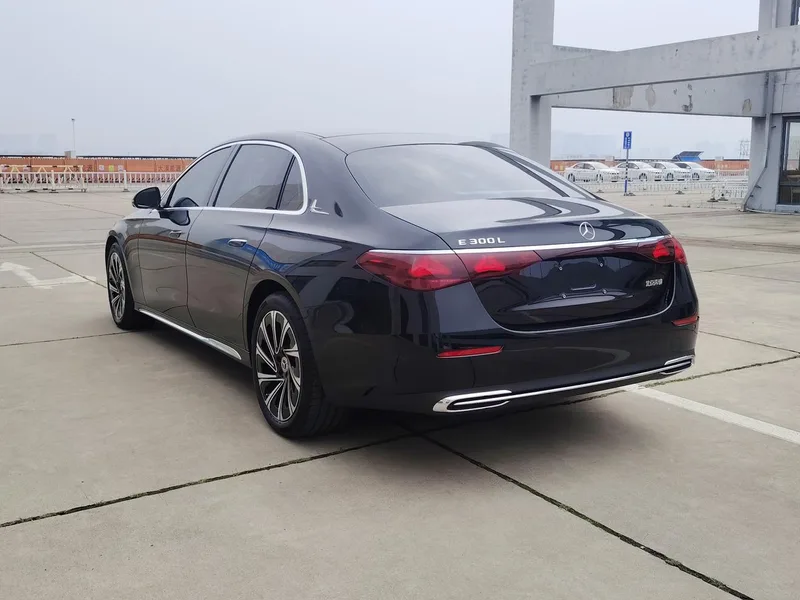 Mercedes-Benz E-Class 2024 E 300 L Fashionable Passenger car exterior photo 5 Mercedes-Benz E-Class 2024 E 300 L Fashionable Passenger car exterior photo 5