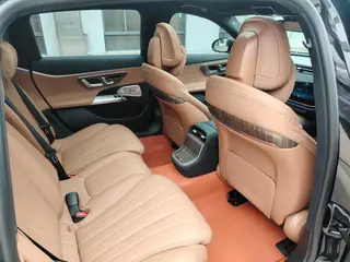 Mercedes-Benz E-Class 2024 E 300 L Fashionable Passenger car interior photo 10 Mercedes-Benz E-Class 2024 E 300 L Fashionable Passenger car interior photo 10