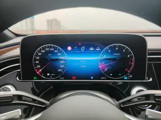 Mercedes-Benz E-Class 2024 E 300 L Fashionable Passenger car interior photo 13 Mercedes-Benz E-Class 2024 E 300 L Fashionable Passenger car interior photo 13