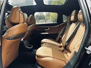 Mercedes-Benz E-Class 2025 E 300 L Estilo de moda Coche interior foto 19 Mercedes-Benz E-Class 2025 E 300 L Estilo de moda Coche interior foto 19