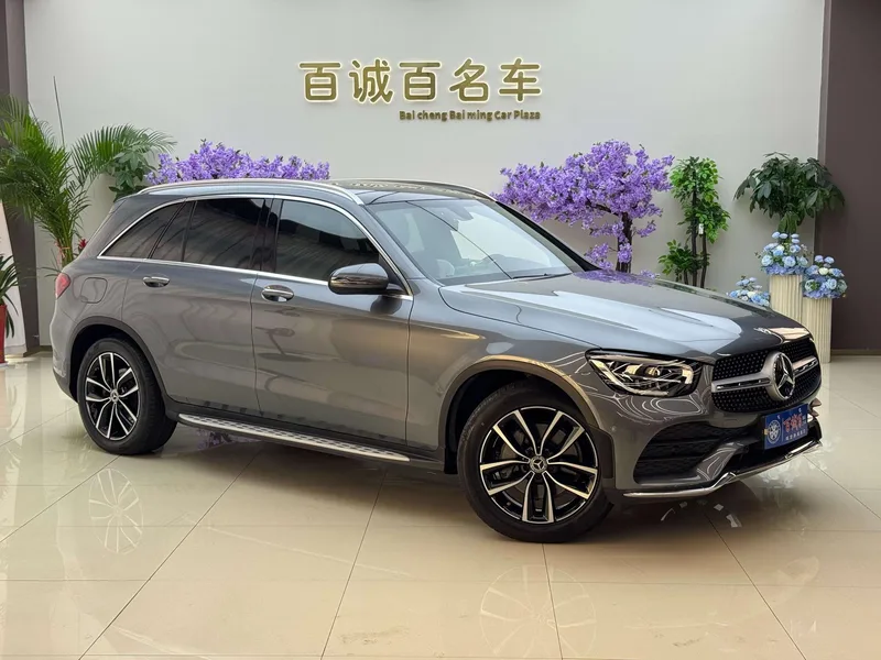 Mercedes-Benz GLC 2021 GLC 260 L 4MATIC Luxury type exterior photo 3 Mercedes-Benz GLC 2021 GLC 260 L 4MATIC Luxury type exterior photo 3