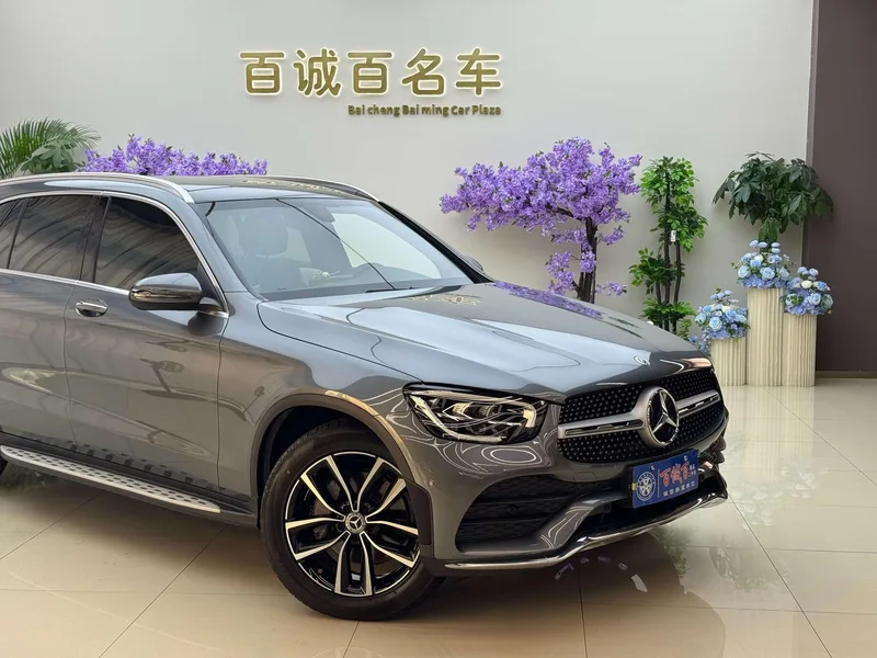 Mercedes-Benz GLC 2021 GLC 260 L 4MATIC Luxury type exterior photo 4 Mercedes-Benz GLC 2021 GLC 260 L 4MATIC Luxury type exterior photo 4