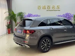 Mercedes-Benz GLC 2021 GLC 260 L 4MATIC Luxury type exterior photo 6 Mercedes-Benz GLC 2021 GLC 260 L 4MATIC Luxury type exterior photo 6