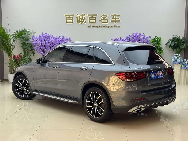 Mercedes-Benz GLC 2021 GLC 260 L 4MATIC Luxury type exterior photo 7 Mercedes-Benz GLC 2021 GLC 260 L 4MATIC Luxury type exterior photo 7