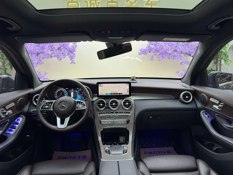 Mercedes-Benz GLC 2021 GLC 260 L 4MATIC Luxury type interior photo 13 Mercedes-Benz GLC 2021 GLC 260 L 4MATIC Luxury type interior photo 13
