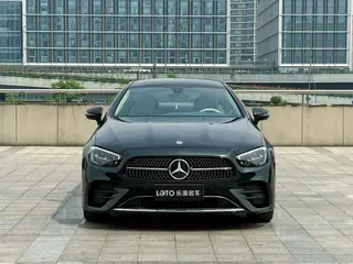 Mercedes-Benz E-Class (Imported) 2023 E 260 Coupé exterior foto 3 Mercedes-Benz E-Class (Imported) 2023 E 260 Coupé exterior foto 3