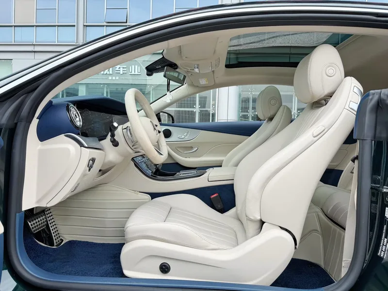 Mercedes-Benz E-Class (Imported) 2023 E 260 Coupé interior foto 7 Mercedes-Benz E-Class (Imported) 2023 E 260 Coupé interior foto 7