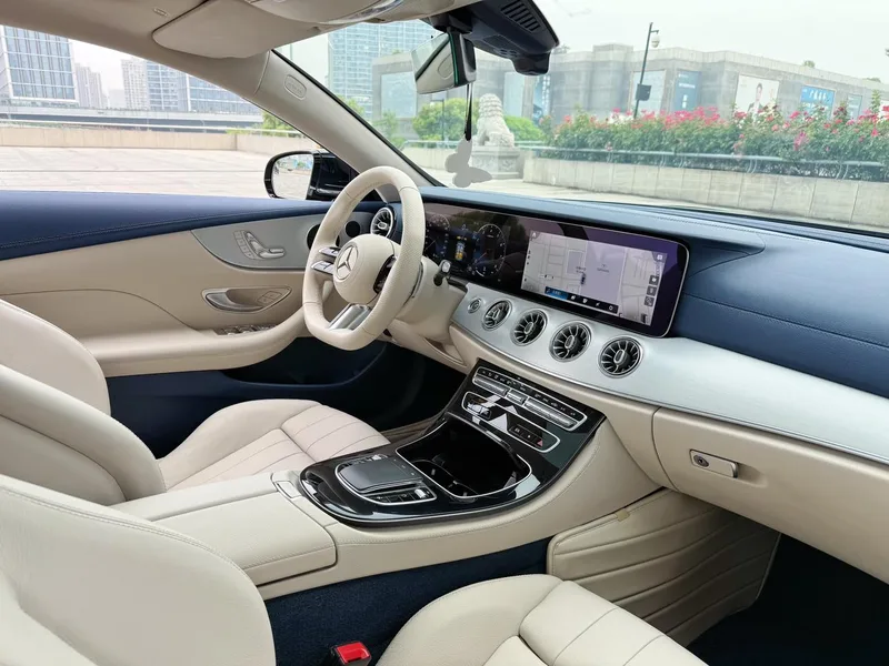 Mercedes-Benz E-Class (Imported) 2023 E 260 Coupé interior foto 8 Mercedes-Benz E-Class (Imported) 2023 E 260 Coupé interior foto 8