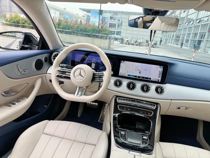 Mercedes-Benz E-Class (Imported) 2023 E 260 Coupé interior foto 9 Mercedes-Benz E-Class (Imported) 2023 E 260 Coupé interior foto 9