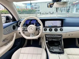 Mercedes-Benz E-Class (Imported) 2023 E 260 Coupé interior foto 10 Mercedes-Benz E-Class (Imported) 2023 E 260 Coupé interior foto 10