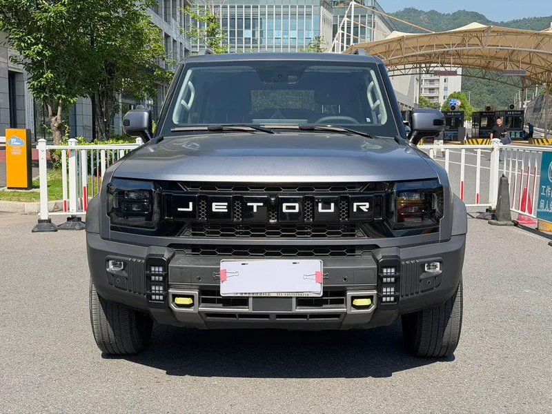 Jetour T2 2023 1.5TD Two-wheel drive Discover PRO exterior photo 2