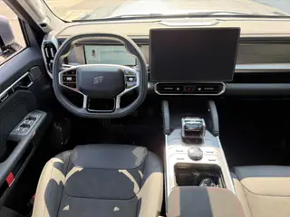 Jetour T2 2023 1.5TD Two-wheel drive Discover PRO interior photo 12