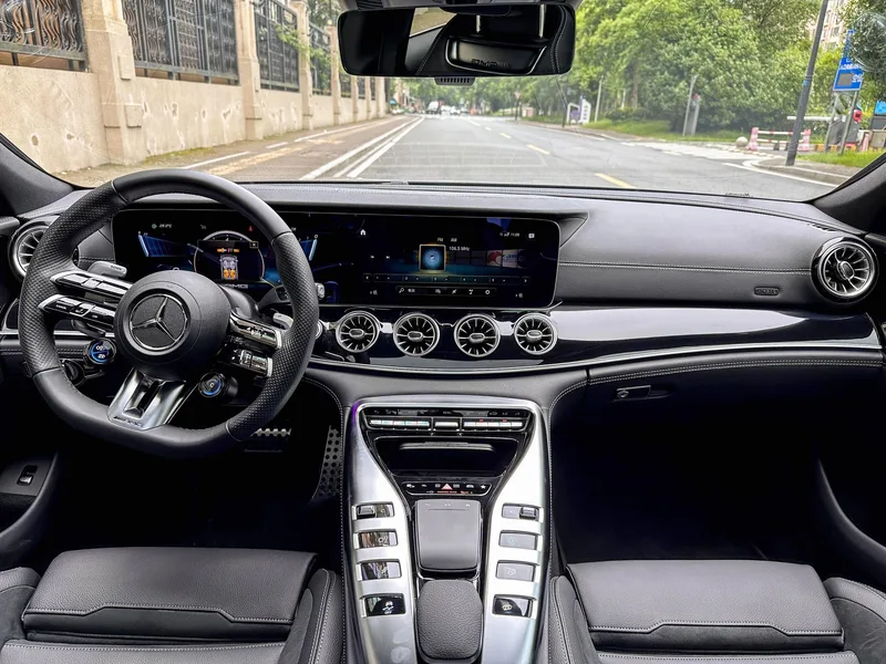 Mercedes-Benz AMG GT 2023 AMG GT 50 Voiture de sport à quatre portes extérieur photo 7