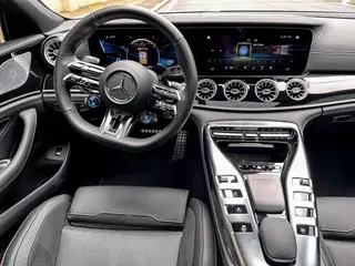 Mercedes-Benz AMG GT 2023 AMG GT 50 Voiture de sport à quatre portes intérieur photo 10