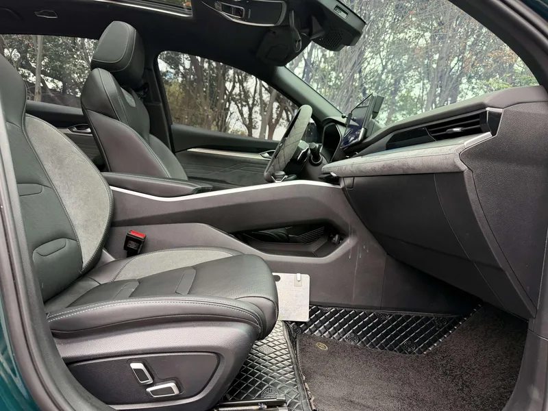 Geely Preface 2023 2.0T Only this turquoise version interior photo 15 Geely Preface 2023 2.0T Only this turquoise version interior photo 15