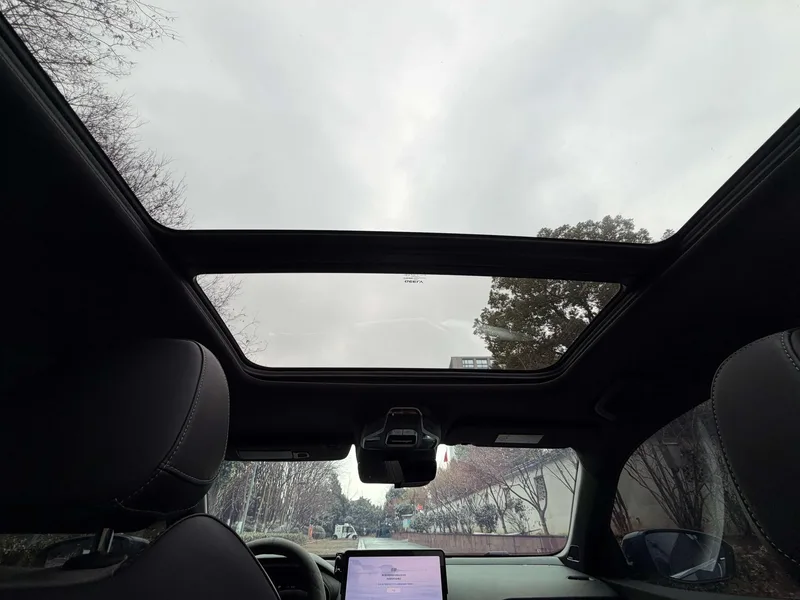 Geely Preface 2023 2.0T Only this turquoise version interior photo 19 Geely Preface 2023 2.0T Only this turquoise version interior photo 19