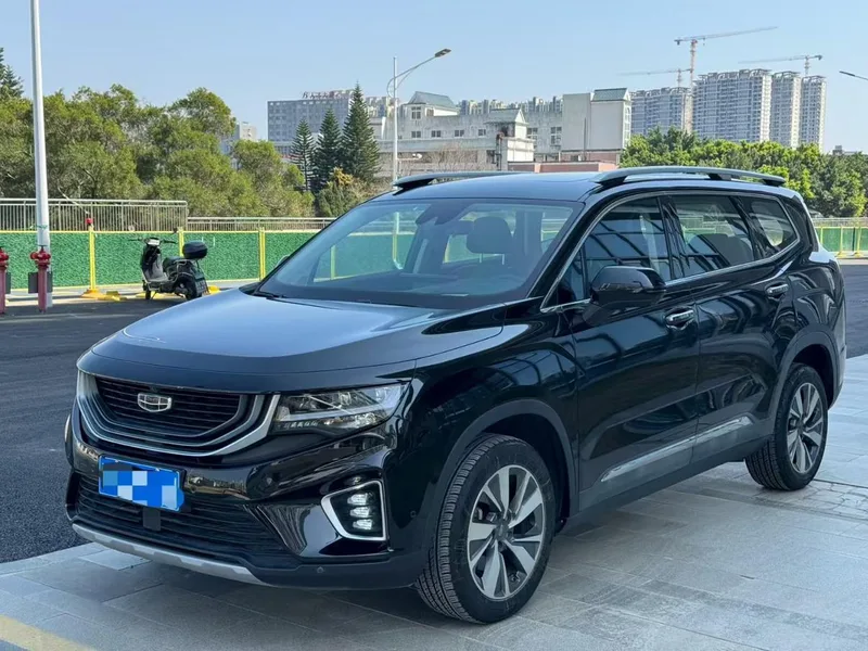 Geely Okavango 2020 1.8TD DCT Modèle phare extérieur photo 1 Geely Okavango 2020 1.8TD DCT Modèle phare extérieur photo 1