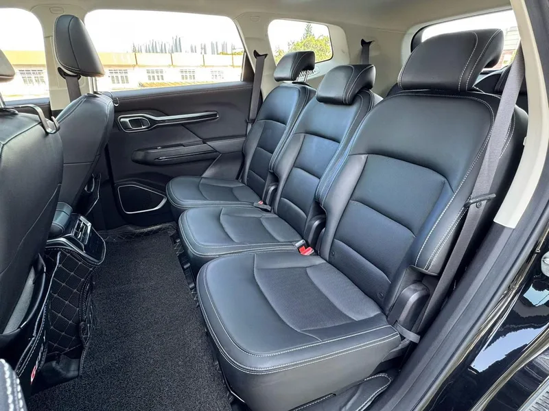 Geely Okavango 2020 1.8TD DCT Modèle phare intérieur photo 7 Geely Okavango 2020 1.8TD DCT Modèle phare intérieur photo 7