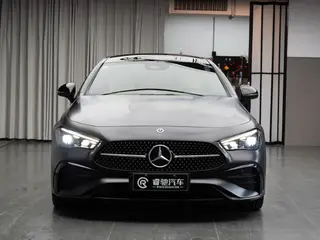 Mercedes-Benz CLE 2024 CLE 300 4MATIC Coupé de lujo exterior foto 2 Mercedes-Benz CLE 2024 CLE 300 4MATIC Coupé de lujo exterior foto 2