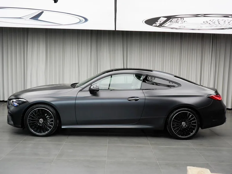 Mercedes-Benz CLE 2024 CLE 300 4MATIC Coupé de lujo exterior foto 3 Mercedes-Benz CLE 2024 CLE 300 4MATIC Coupé de lujo exterior foto 3