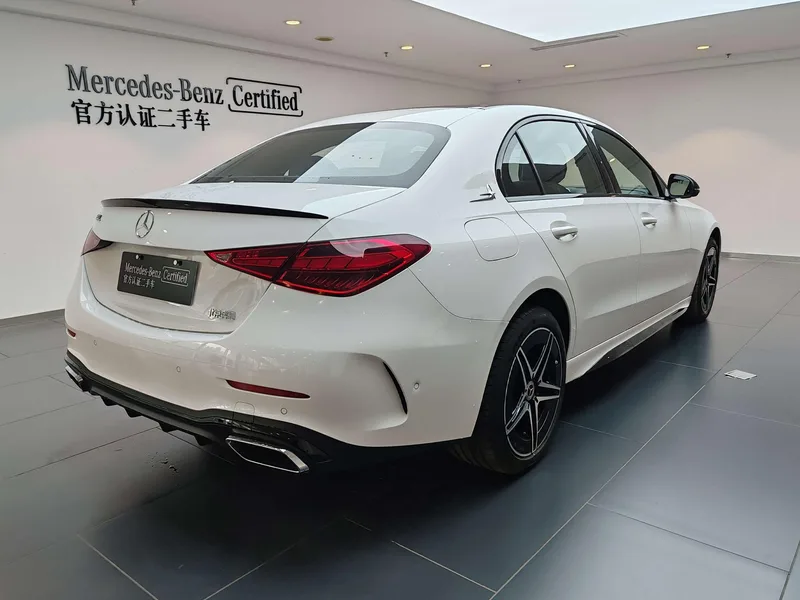 Mercedes-Benz C-Class 2024 Restyling C 260 L Hao Night Sports Edition exterior photo 4
