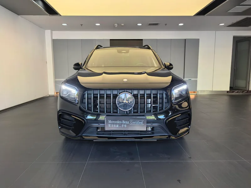 Mercedes-Benz GLB AMG 2024 AMG GLB 35 4MATIC exterior photo 2