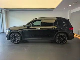 Mercedes-Benz GLB AMG 2024 AMG GLB 35 4MATIC exterior photo 3