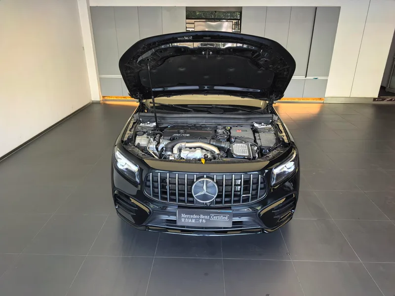 Mercedes-Benz GLB AMG 2024 AMG GLB 35 4MATIC exterior photo 4