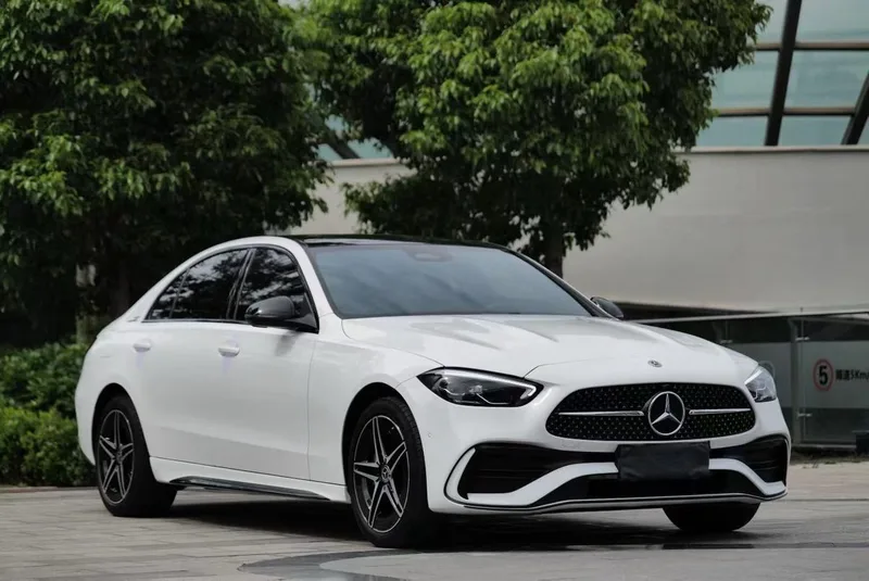 Mercedes-Benz C-Class 2024 C 260 L Edición deportiva Haoye exterior foto 3 Mercedes-Benz C-Class 2024 C 260 L Edición deportiva Haoye exterior foto 3