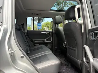 Jetour T2 2024 2.0TD Four-wheel drive Time travel PRO Entertainment Edition interior photo 6