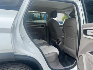 Geely ICON 2025 1.5TD Edición Linglong Jinxi interior foto 9 Geely ICON 2025 1.5TD Edición Linglong Jinxi interior foto 9