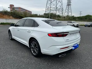 Geely Preface 2021 2.0T Luxury type exterior photo 4 Geely Preface 2021 2.0T Luxury type exterior photo 4