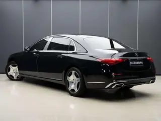 Mercedes-Benz Mercedes-Maybach S-Class 2024 S 480 4MATIC exterior foto 4 Mercedes-Benz Mercedes-Maybach S-Class 2024 S 480 4MATIC exterior foto 4