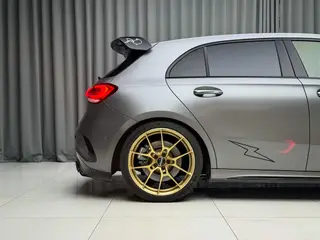 Mercedes-Benz Mercedes-AMG A-Class 2020 Модификация AMG A 45 4MATIC экстерьер фото 5 Mercedes-Benz Mercedes-AMG A-Class 2020 Модификация AMG A 45 4MATIC экстерьер фото 5