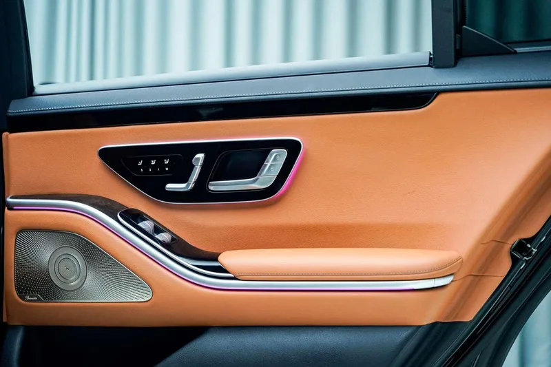 Mercedes-Benz S-Class 2023 S 400 L Type de luxe intérieur photo 8