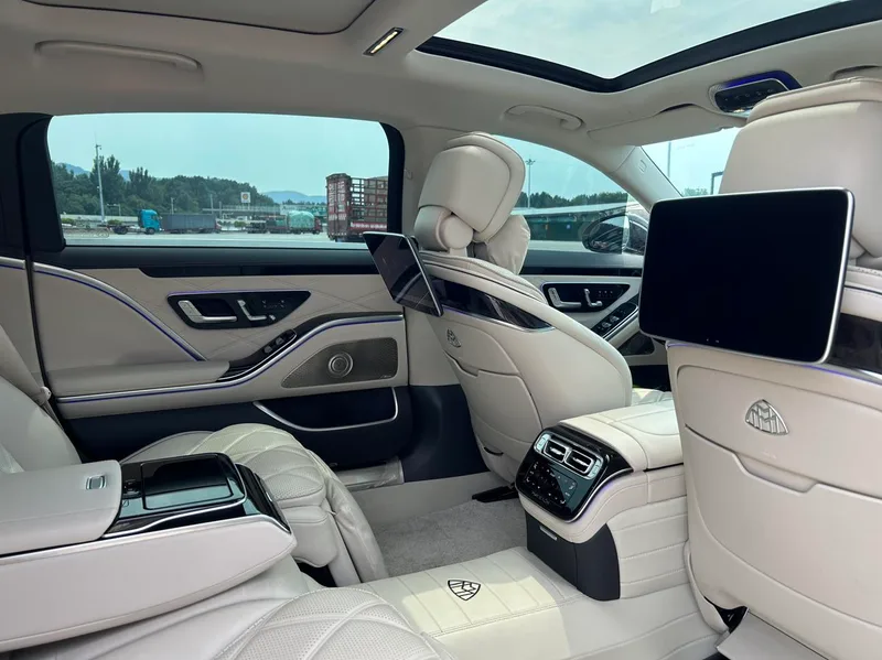 Mercedes-Benz Mercedes-Maybach S-Class 2025 Restyling S 480 4MATIC interior photo 12 Mercedes-Benz Mercedes-Maybach S-Class 2025 Restyling S 480 4MATIC interior photo 12