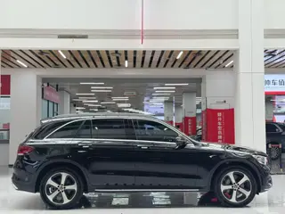 Mercedes-Benz GLC 2022 Mise à jour GLC 260 L 4MATIC Type dynamique extérieur photo 4 Mercedes-Benz GLC 2022 Mise à jour GLC 260 L 4MATIC Type dynamique extérieur photo 4