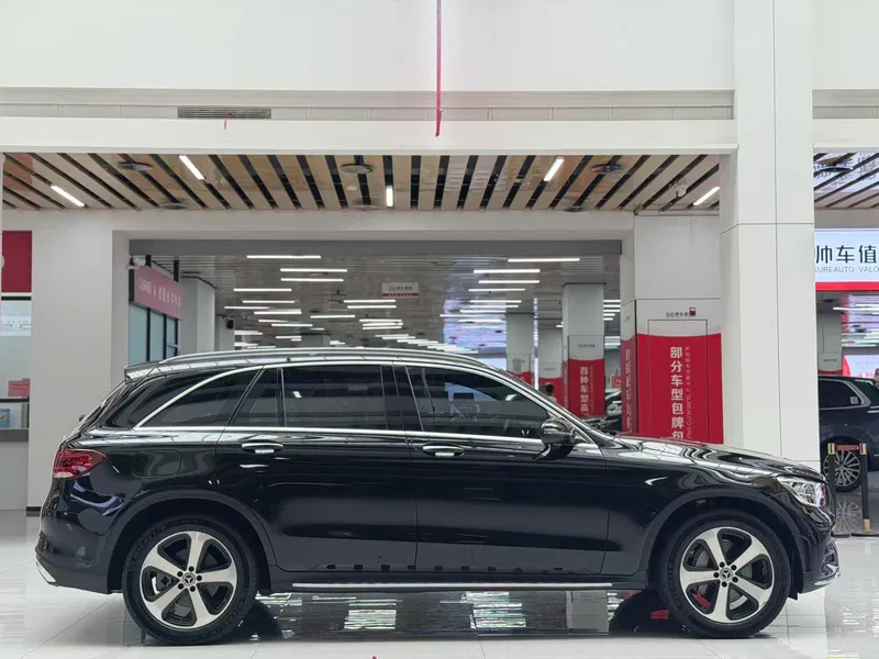 Mercedes-Benz GLC 2022 Mise à jour GLC 260 L 4MATIC Type dynamique extérieur photo 4 Mercedes-Benz GLC 2022 Mise à jour GLC 260 L 4MATIC Type dynamique extérieur photo 4