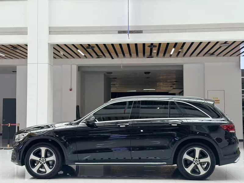 Mercedes-Benz GLC 2022 Mise à jour GLC 260 L 4MATIC Type dynamique extérieur photo 8 Mercedes-Benz GLC 2022 Mise à jour GLC 260 L 4MATIC Type dynamique extérieur photo 8