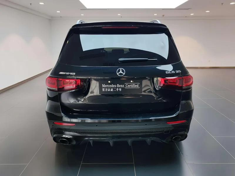 Mercedes-Benz GLB AMG 2021 AMG GLB 35 4MATIC exterior photo 3