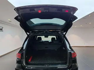 Mercedes-Benz GLB AMG 2021 AMG GLB 35 4MATIC interior photo 18