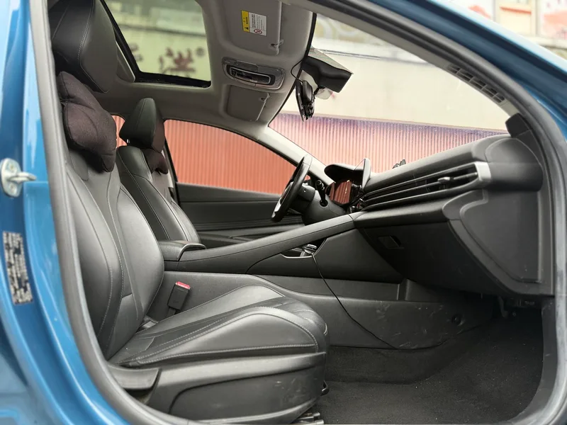 Hyundai Elantra 2021 1.5L CVT LUX Premium Edition exterior photo 7 Hyundai Elantra 2021 1.5L CVT LUX Premium Edition exterior photo 7