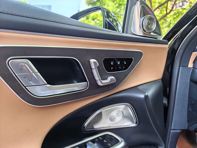 Mercedes-Benz E-Class 2024 E 300 L Luxury type Passenger car exterior photo 5