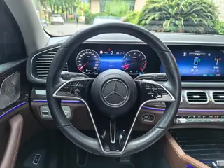 Mercedes-Benz GLE (Imported) 2024 Reforma GLE 350 4MATIC Estilo de moda interior foto 7