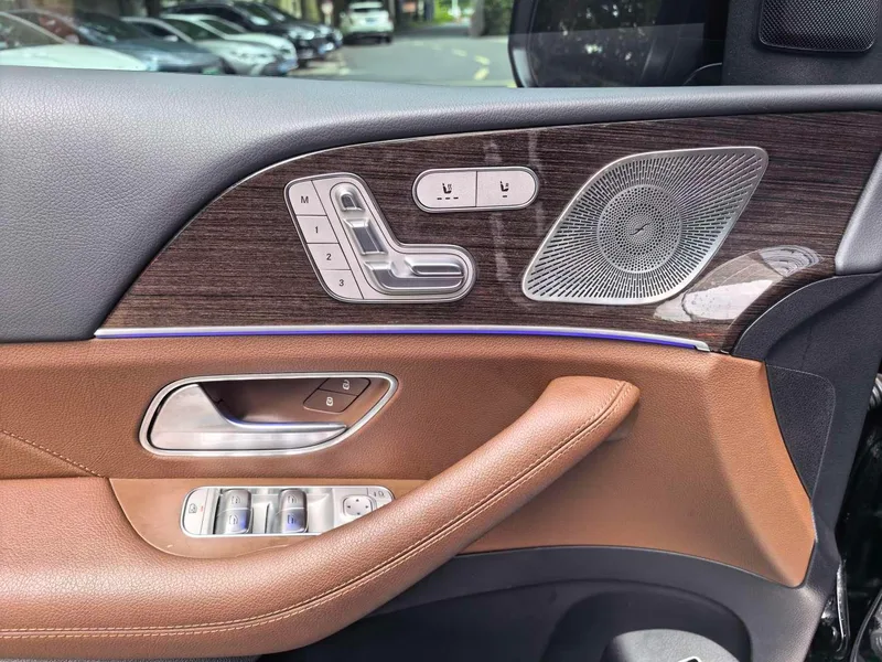 Mercedes-Benz GLE (Imported) 2024 Reforma GLE 350 4MATIC Estilo de moda interior foto 9