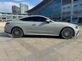 Mercedes-Benz CLE 2025 CLE 260 Coupé extérieur photo 3 Mercedes-Benz CLE 2025 CLE 260 Coupé extérieur photo 3