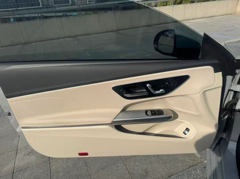 Mercedes-Benz CLE 2025 CLE 260 Coupé intérieur photo 16 Mercedes-Benz CLE 2025 CLE 260 Coupé intérieur photo 16